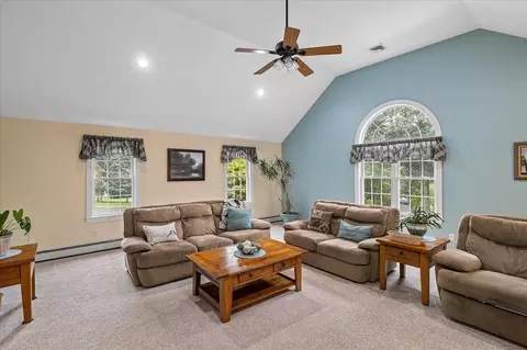 6 Strawberry Knoll Dr, Sutton, MA 01590 photo 16