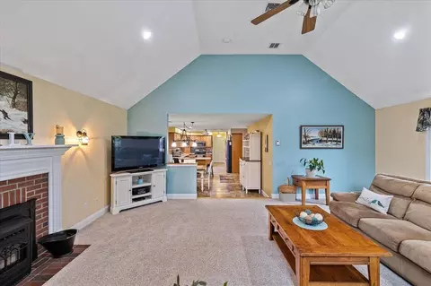 6 Strawberry Knoll Dr, Sutton, MA 01590 photo 15