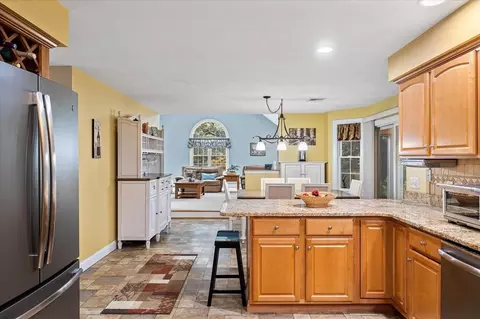 6 Strawberry Knoll Dr, Sutton, MA 01590 photo 10