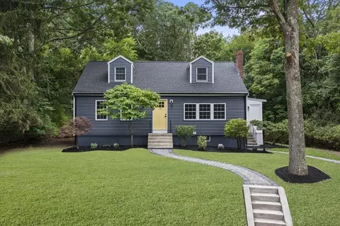 15 Gannett Ter, Sharon, MA 02067