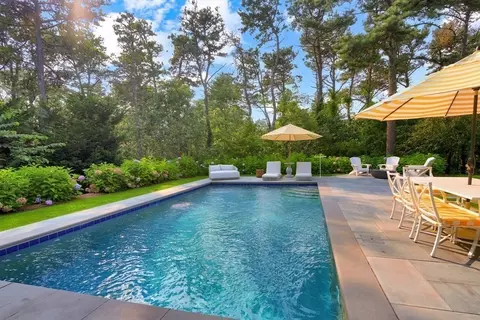 70 Marthas Rd, Edgartown, MA 02539 photo 3