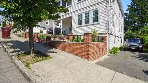 1 Wilbur St # -a, Everett, MA 02149