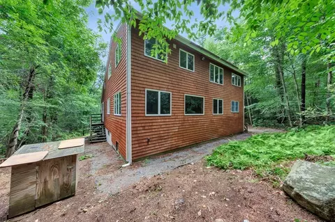 24 Walker St, Gloucester, MA 01930 photo 4