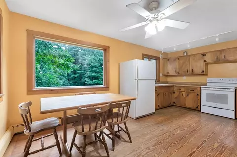 24 Walker St, Gloucester, MA 01930 photo 15