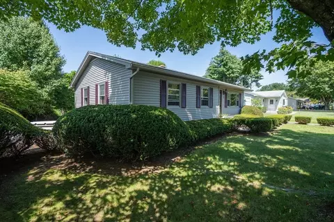 30 Penncastle St, Springfield, MA 01129 photo 23