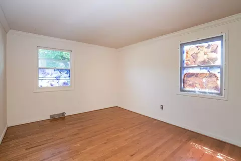 30 Penncastle St, Springfield, MA 01129 photo 13