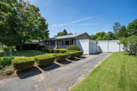 30 Penncastle St, Springfield, MA 01129 photo 22