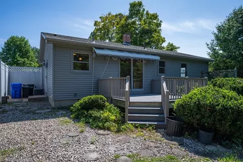 30 Penncastle St, Springfield, MA 01129 photo 20