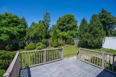 30 Penncastle St, Springfield, MA 01129 photo 9
