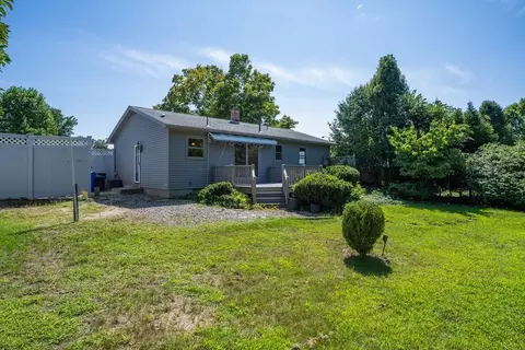 30 Penncastle St, Springfield, MA 01129 photo 21