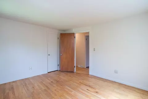 30 Penncastle St, Springfield, MA 01129 photo 15