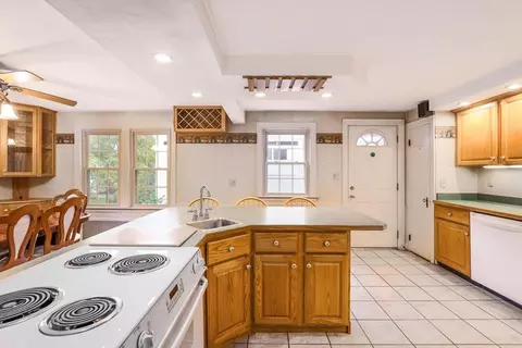 30 Saint Elmo Rd, Worcester, MA 01602 photo 27