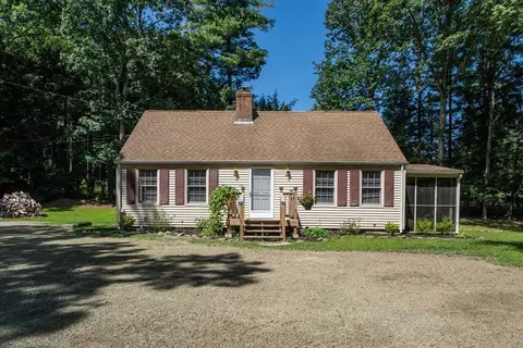 152 Feeding Hills Rd, Southwick, MA 01077
