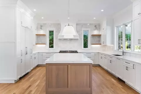 83 Audrey Ave, Needham, MA 02492 photo 4