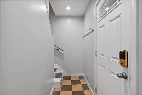 74 Walnut St, Lynn, MA 01905 photo 13