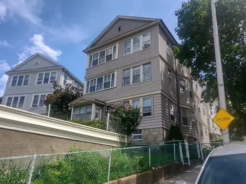 12 Euclid, Worcester, MA 01610