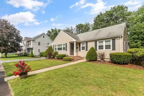 27 Harvard St, Reading, MA 01867 photo 2