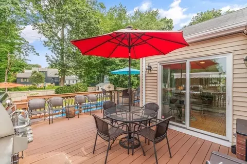 27 Harvard St, Reading, MA 01867 photo 14