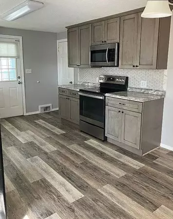 212 Bowles Park, Springfield, MA 01104 photo 3