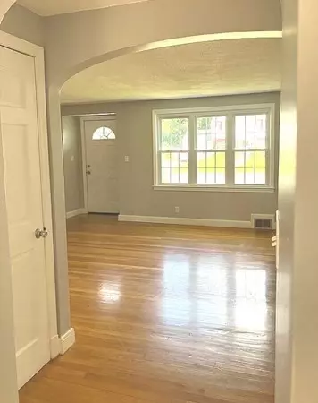 212 Bowles Park, Springfield, MA 01104 photo 4