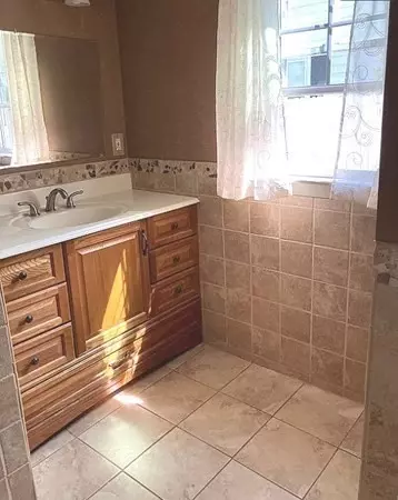 212 Bowles Park, Springfield, MA 01104 photo 8