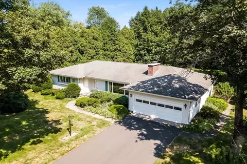 41 Wilkin Dr, Longmeadow, MA 01106