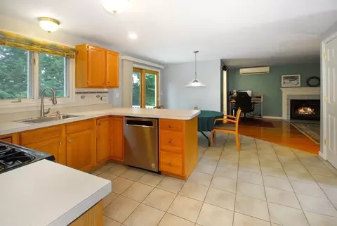 17 Dettling Rd, Maynard, MA 01754 photo 12