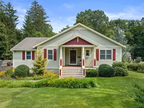28 White St, Weymouth, MA 02190