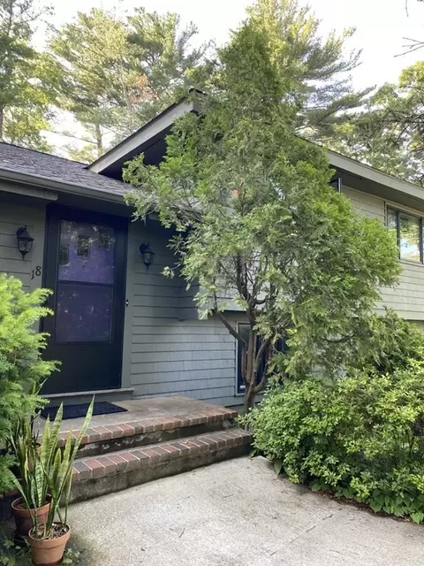 18 Brooksweld Rd, Canton, MA 02021