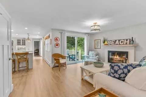 82 Lakeside Dr E, Barnstable, MA 02632 photo 12