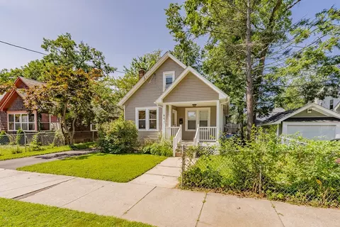 94 Newhall St, Springfield, MA 01109 photo 2
