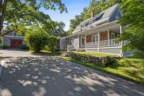 935 Union St, Marshfield, MA 02050