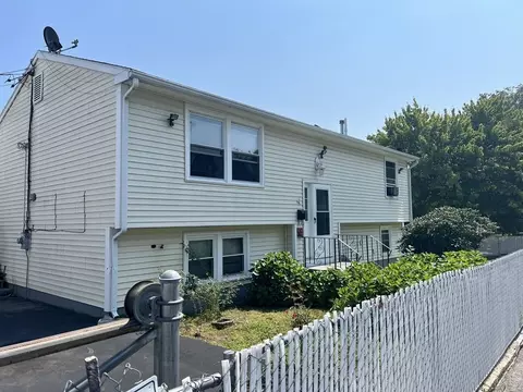 4 Russell, Worcester, MA 01609