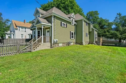 44 George St, Rockland, MA 02370