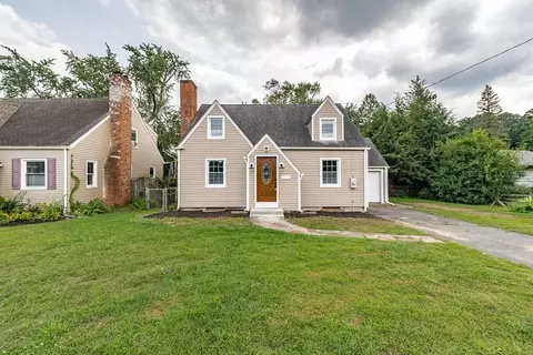 1318 Allen St, Springfield, MA 01118
