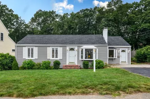 75 Lake St, Braintree, MA 02184