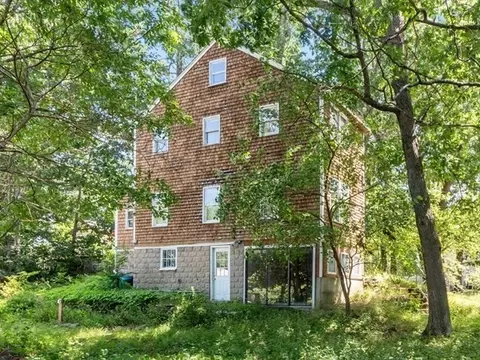 2 Teconnett Path, Worcester, MA 01605 photo 36