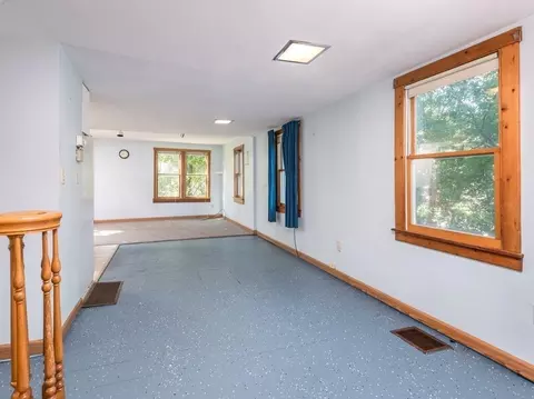 2 Teconnett Path, Worcester, MA 01605 photo 16