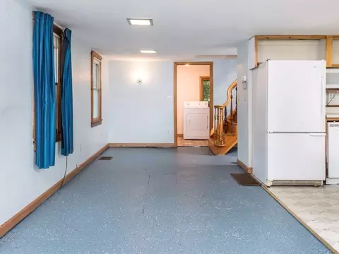2 Teconnett Path, Worcester, MA 01605 photo 15