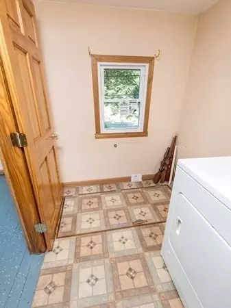 2 Teconnett Path, Worcester, MA 01605 photo 21