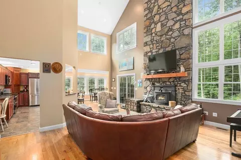 32 Webber Rd, Brookfield, MA 01506 photo 8