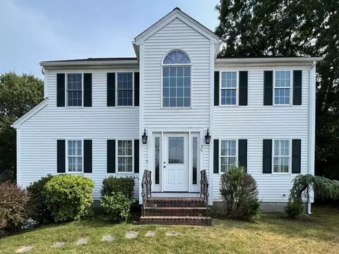 56 Stillwater Dr, Plymouth, MA 02360