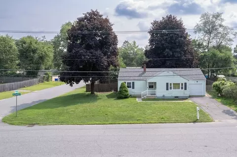 49 Mallowhill Rd, Springfield, MA 01129 photo 3