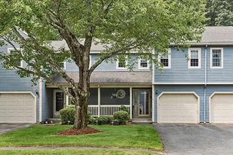 2 Village Grn #2, Sturbridge, MA 01566