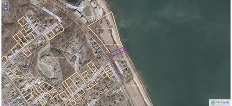 4 7 High Cliff Ave, Plymouth, MA 02360