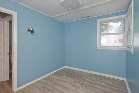 23 Greenleaf St, Chicopee, MA 01013 photo 13