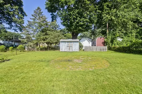 23 Greenleaf St, Chicopee, MA 01013 photo 18
