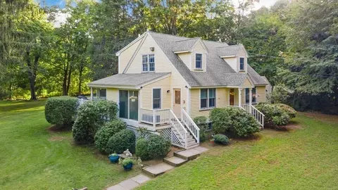 15 Labor In Vain Rd, Ipswich, MA 01938