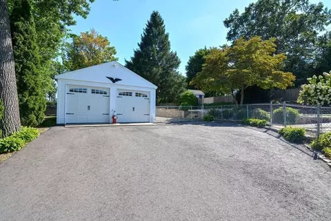 72 Quincy Ave, Dedham, MA 02026 photo 3