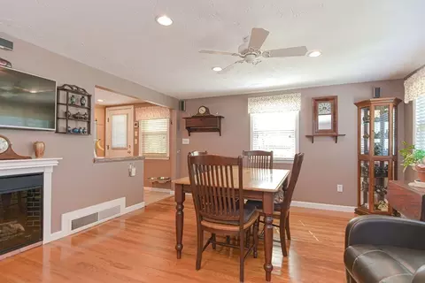 72 Quincy Ave, Dedham, MA 02026 photo 9